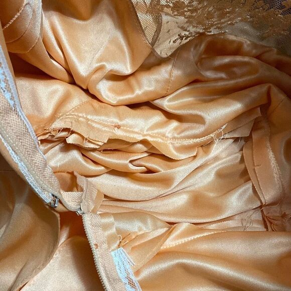 Vintage handmade maxi dress gown lace peach color costume wedding romantic appro - Picture 15 of 15